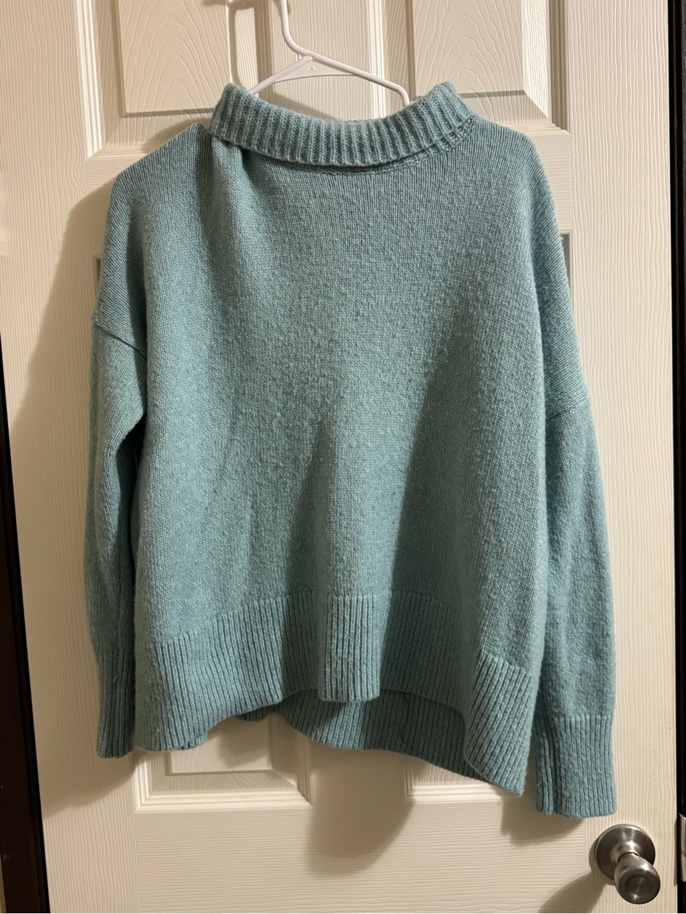 Womens Relaxed Mock Neck Sweater - Light Teal